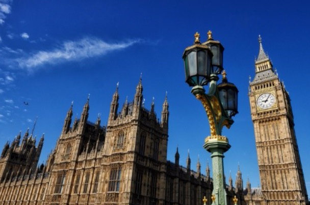 Lords Committee urges FCA to act on ‘unacceptable’ financial exclusion